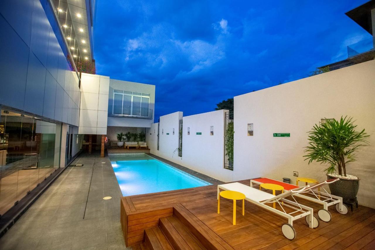 Metria Hotel León de los Aldamas Extérieur photo
