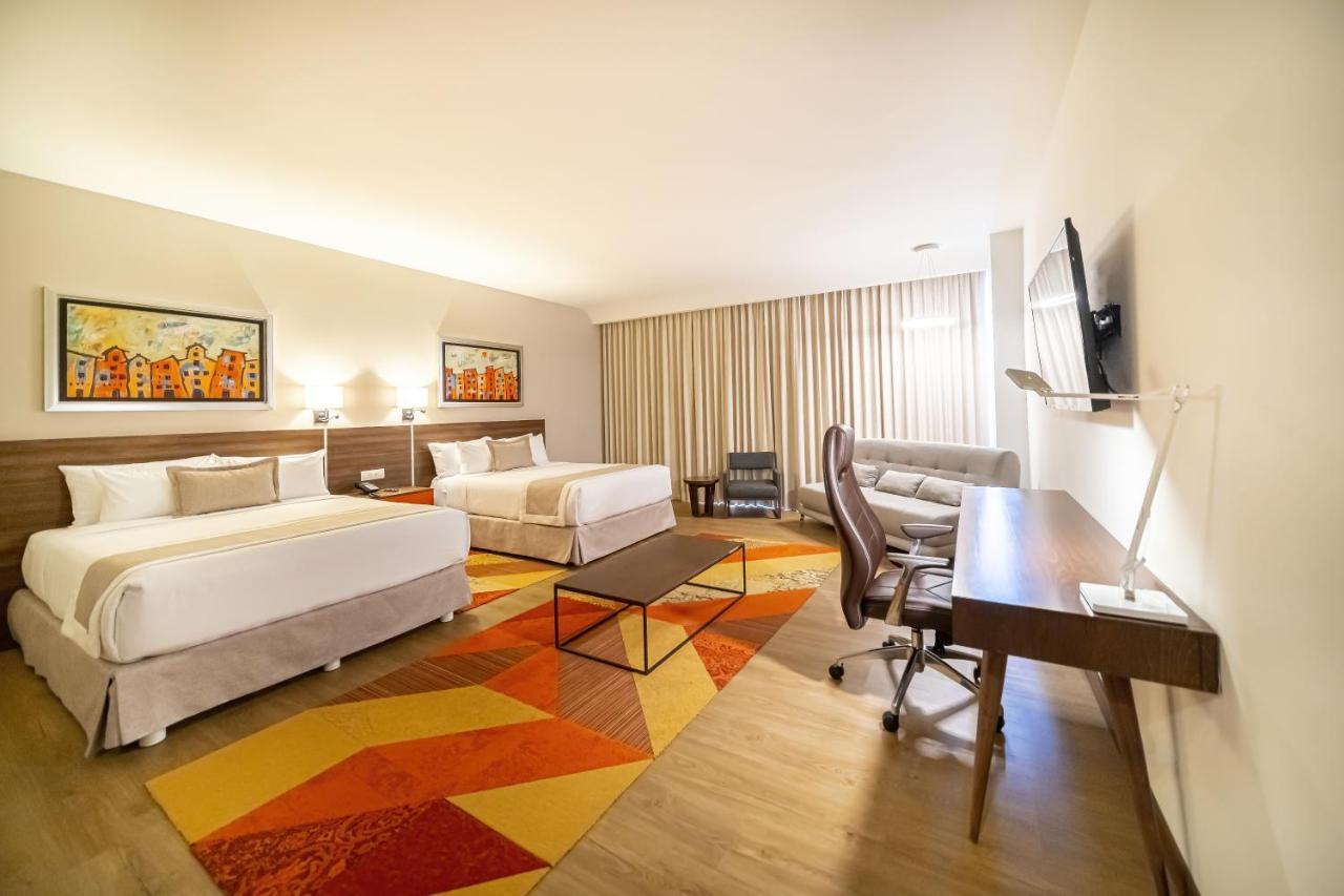 Metria Hotel León de los Aldamas Extérieur photo